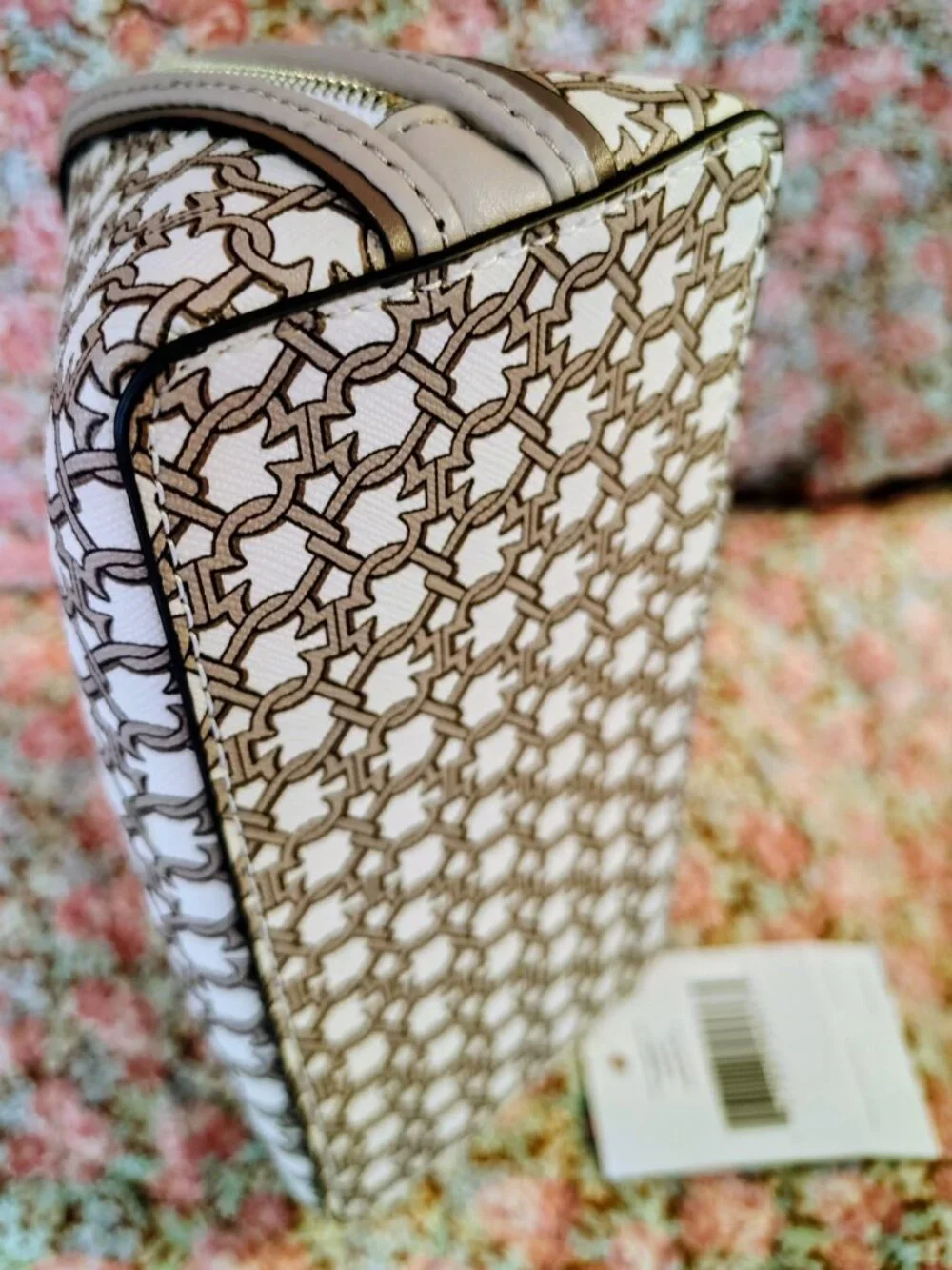 NWT kate spade makeup pouch bag MSRP $69